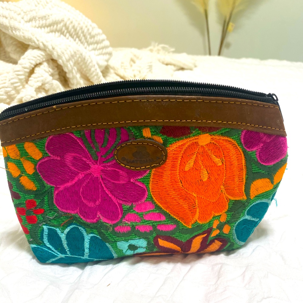 Flower embroidered makeup bag